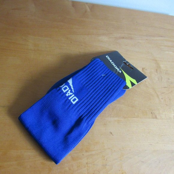 New/Old Stock Italian Diadora Blu M Mens Socks - Picture 1 of 3